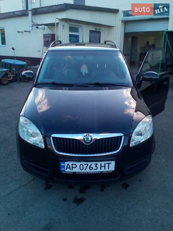 Универсал Skoda Fabia 2009 в Запорожье