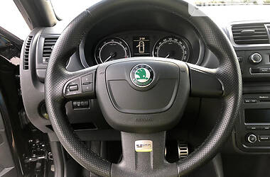 Хэтчбек Skoda Fabia 2010 в Днепре