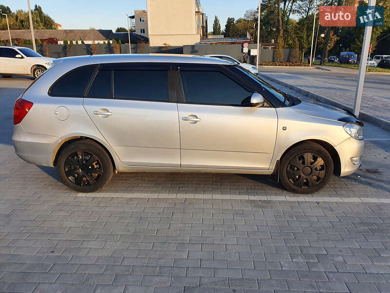 Универсал Skoda Fabia 2014 в Виннице