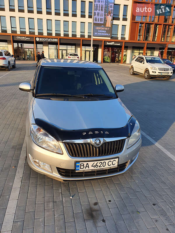 Универсал Skoda Fabia 2014 в Виннице
