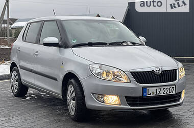 Хэтчбек Skoda Fabia 2014 в 