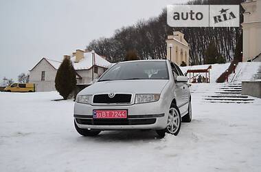 Хэтчбек Skoda Fabia 2004 в Львове