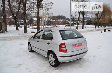 Хэтчбек Skoda Fabia 2004 в Львове