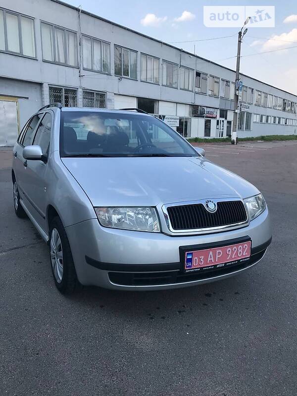 Універсал Skoda Fabia 2003 в Чернігові