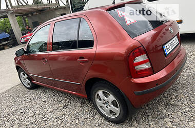 Хэтчбек Skoda Fabia 2001 в Хусте