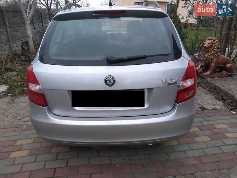 Универсал Skoda Fabia 2009 в Львове фото 3 Универсал Skoda Fabia 2009 в Львове