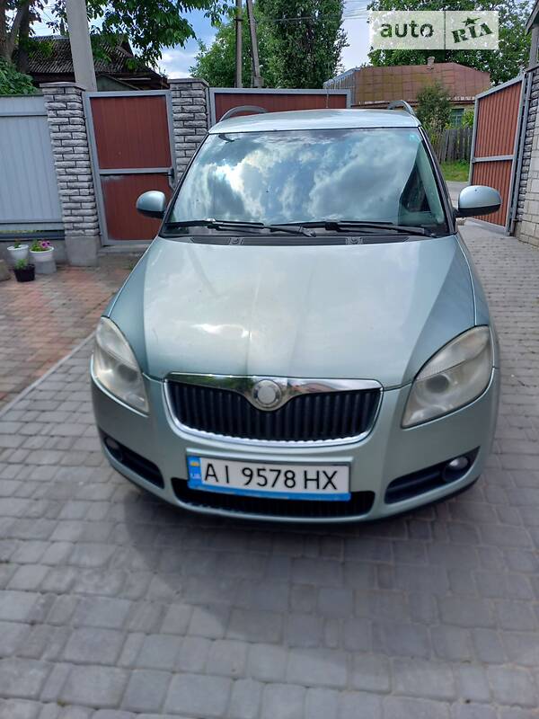 Универсал Skoda Fabia 2009 в Киеве