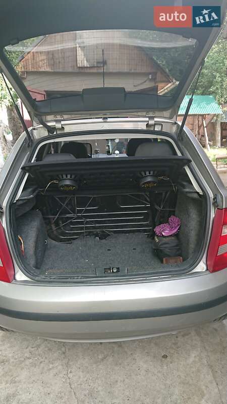Хэтчбек Skoda Fabia 2006 в Ивано-Франковске