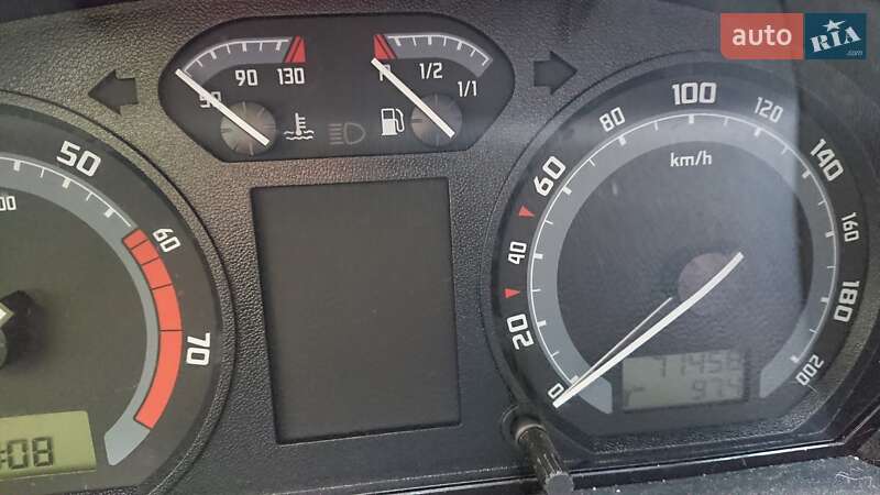 Хэтчбек Skoda Fabia 2006 в Ивано-Франковске