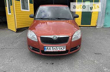 Хэтчбек Skoda Fabia 2008 в Харькове