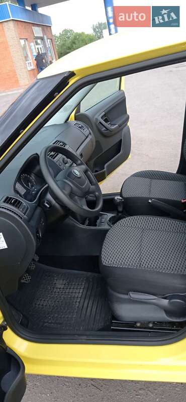 Хэтчбек Skoda Fabia 2010 в Переяславе