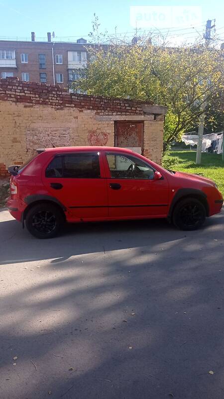 Хэтчбек Skoda Fabia 2004 в Житомире