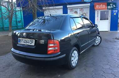 Седан Skoda Fabia 2002 в Ивано-Франковске