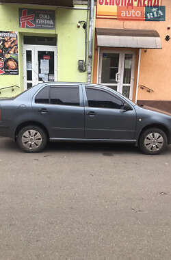 Седан Skoda Fabia 2006 в Стрые