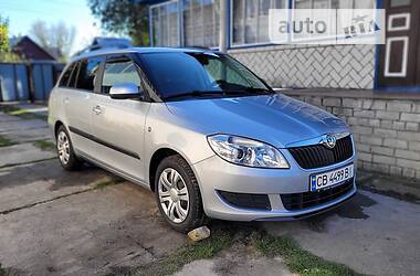 Универсал Skoda Fabia 2010 в Чернигове