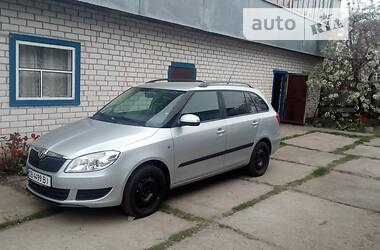 Универсал Skoda Fabia 2010 в Чернигове