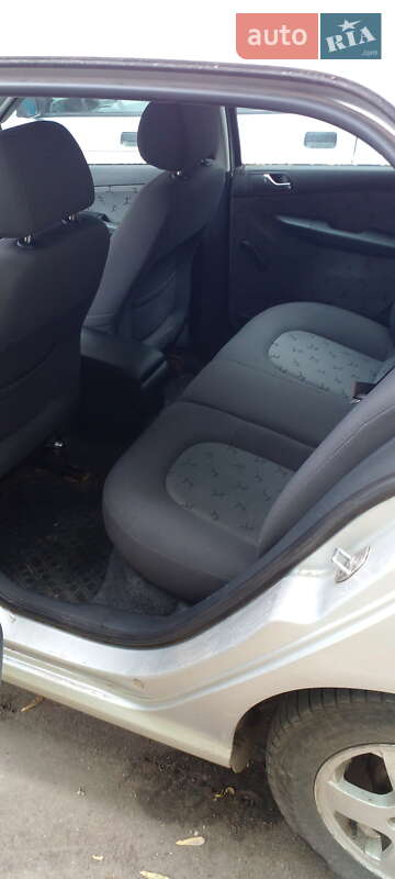 Хетчбек Skoda Fabia 2003 в Первомайську