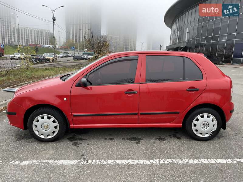 Хетчбек Skoda Fabia 2007 в Києві