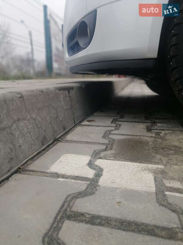 Хетчбек Skoda Fabia 2008 в Дніпрі