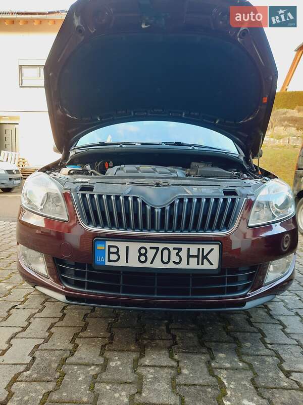 Универсал Skoda Fabia 2011 в Житомире