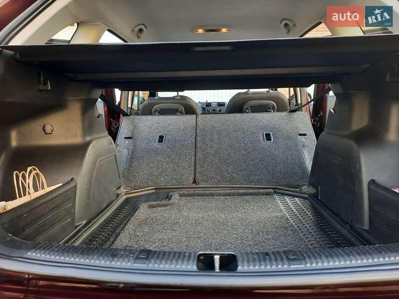 Универсал Skoda Fabia 2011 в Житомире