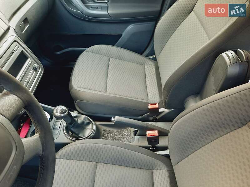 Универсал Skoda Fabia 2011 в Житомире