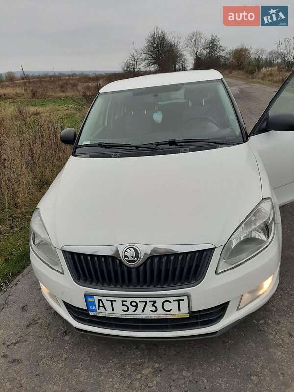 Хэтчбек Skoda Fabia 2013 в Ивано-Франковске фото 6 Хэтчбек Skoda Fabia 2013 в Ивано-Франковске