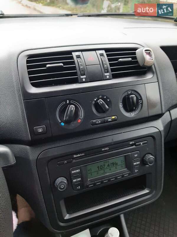 Хэтчбек Skoda Fabia 2013 в Ивано-Франковске фото 16 Хэтчбек Skoda Fabia 2013 в Ивано-Франковске