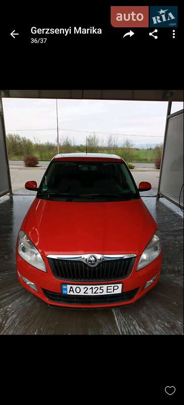 Універсал Skoda Fabia 2013 в Ужгороді