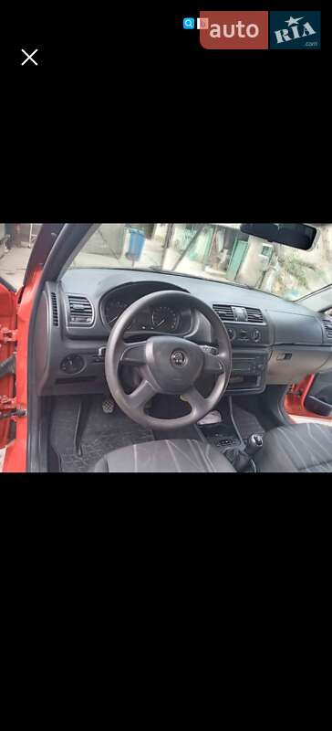 Універсал Skoda Fabia 2013 в Ужгороді