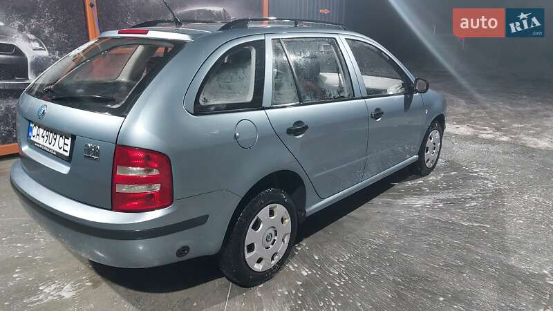 Универсал Skoda Fabia 2003 в Шполе