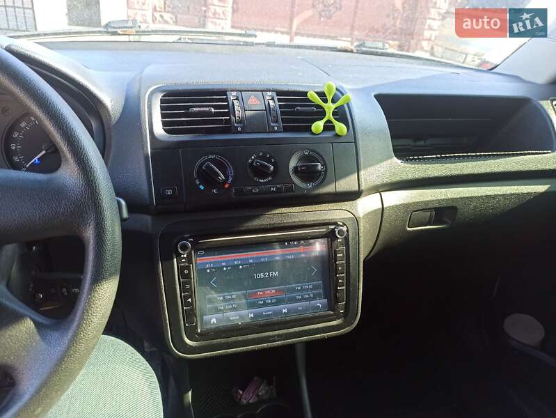 Хетчбек Skoda Fabia 2010 в Ужгороді