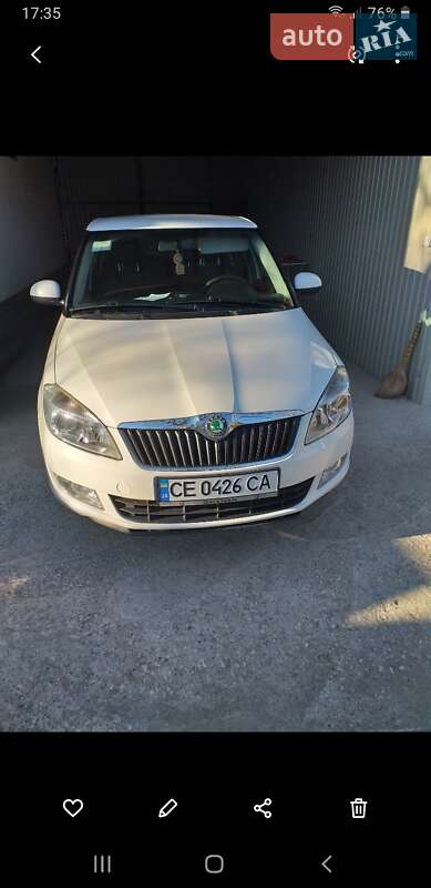 Універсал Skoda Fabia 2010 в Чернівцях