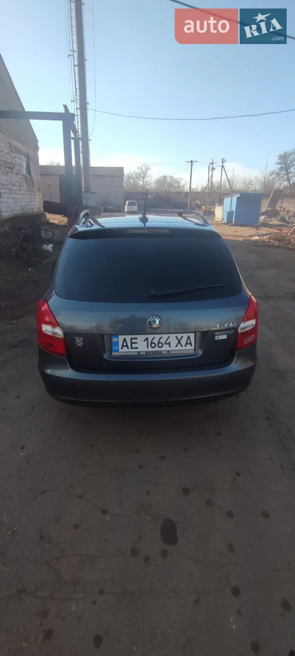 2010 Skoda Fabia - мініатюра 15