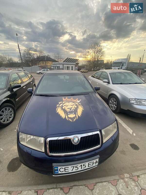Хетчбек Skoda Fabia 2002 в Чернівцях