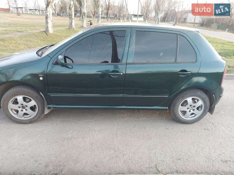 Хэтчбек Skoda Fabia 2002 в Кривом Роге фото 10 Хэтчбек Skoda Fabia 2002 в Кривом Роге