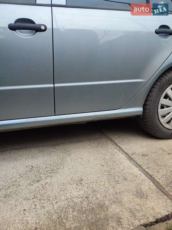 Універсал Skoda Fabia 2006 в Рівному фото 13 Універсал Skoda Fabia 2006 в Рівному