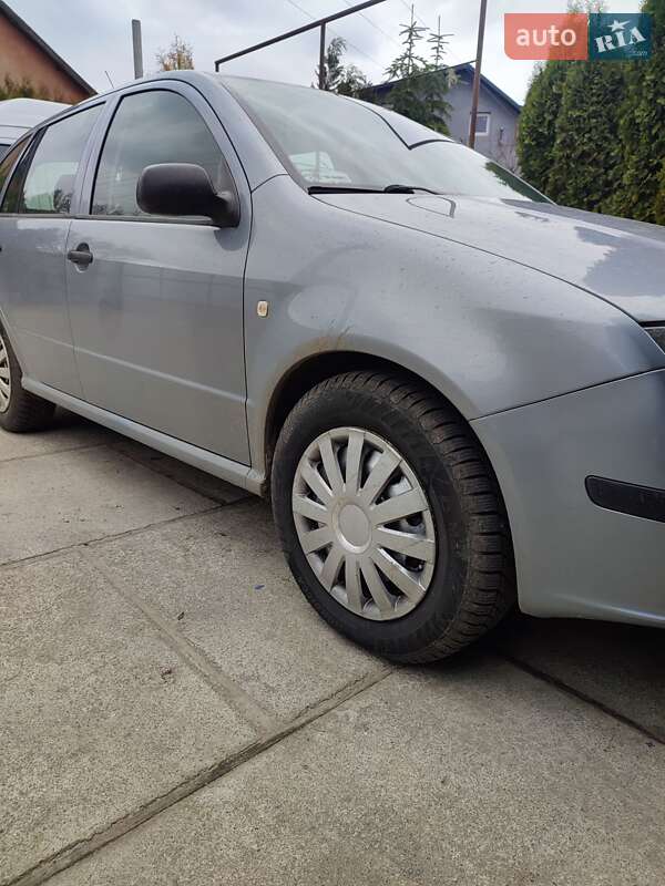 Універсал Skoda Fabia 2006 в Рівному фото 16 Універсал Skoda Fabia 2006 в Рівному