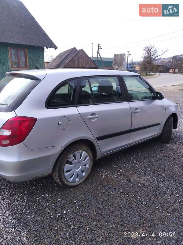 Универсал Skoda Fabia 2010 в 