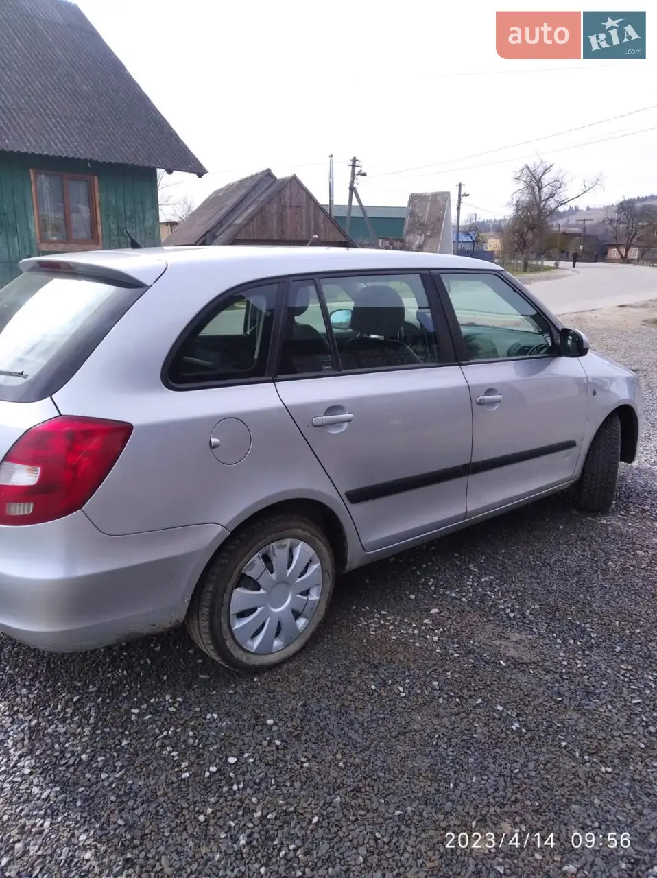 2011 Skoda Fabia - мініатюра 10