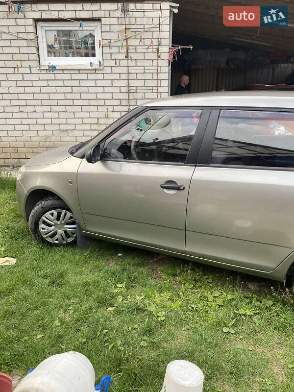 Хетчбек Skoda Fabia 2007 в Харкові