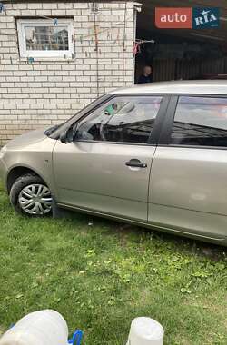 Хэтчбек Skoda Fabia 2007 в Харькове