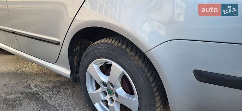 Універсал Skoda Fabia 2005 в Сумах