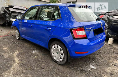 Хэтчбек Skoda Fabia 2019 в 