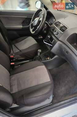 Хетчбек Skoda Fabia 2010 в 