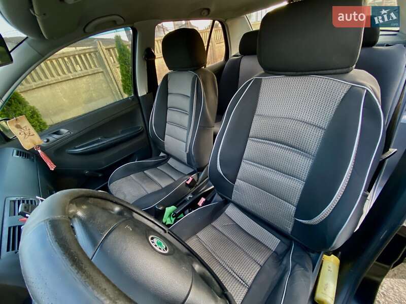 Седан Skoda Fabia 2007 в Раздельной