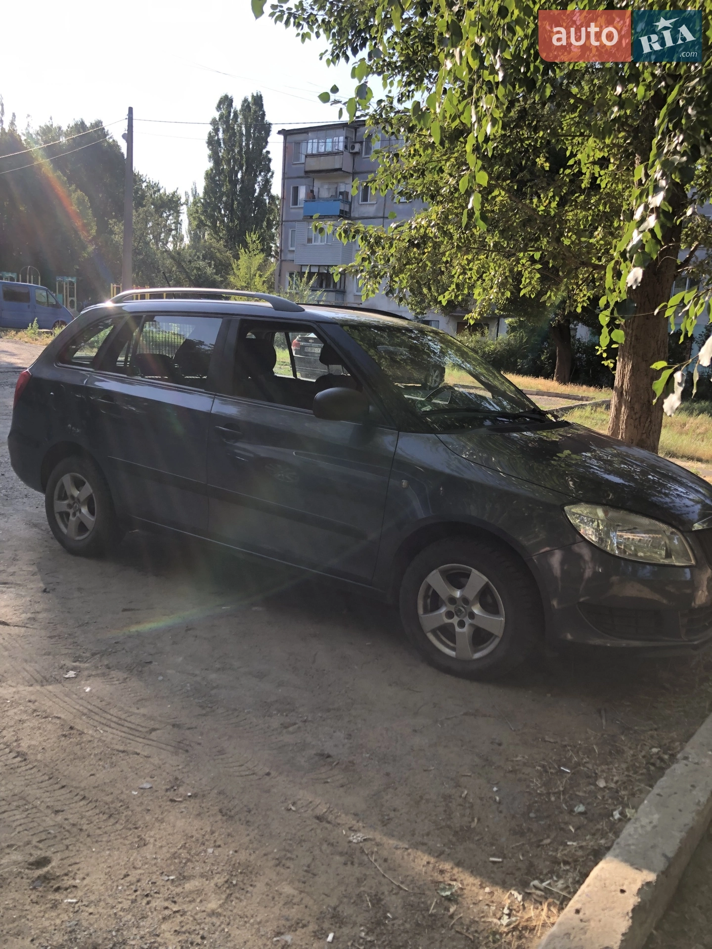 2011 Skoda Fabia - мініатюра 16
