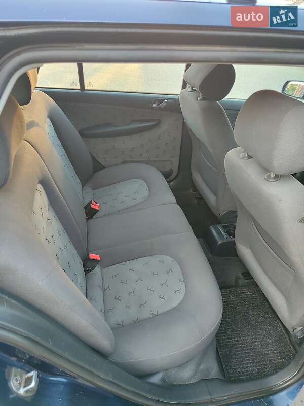 Универсал Skoda Fabia 2001 в Полтаве