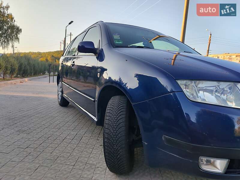 Универсал Skoda Fabia 2001 в Полтаве