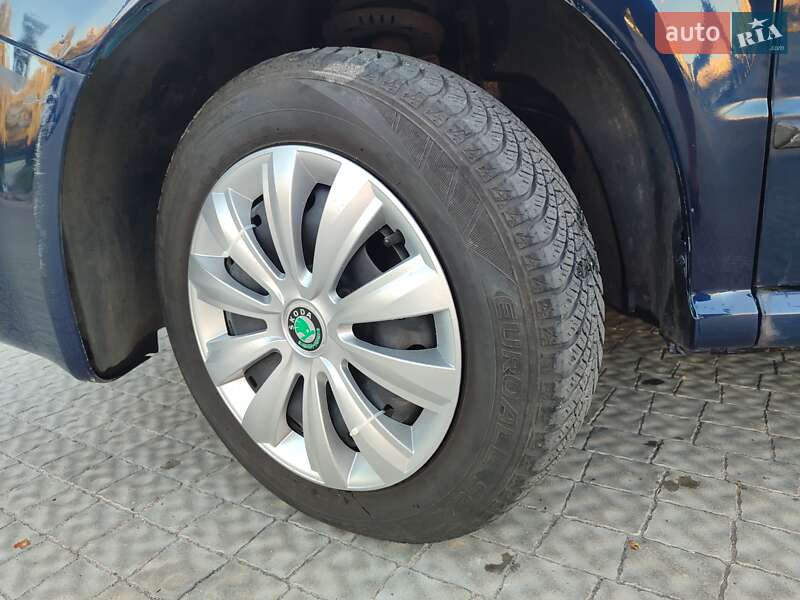 Универсал Skoda Fabia 2001 в Полтаве